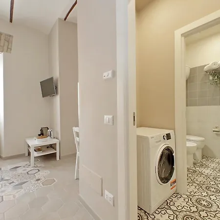 Cozy New Flat Near The Station! Rome