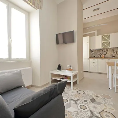 Cozy New Flat Near The Station! * Rome
