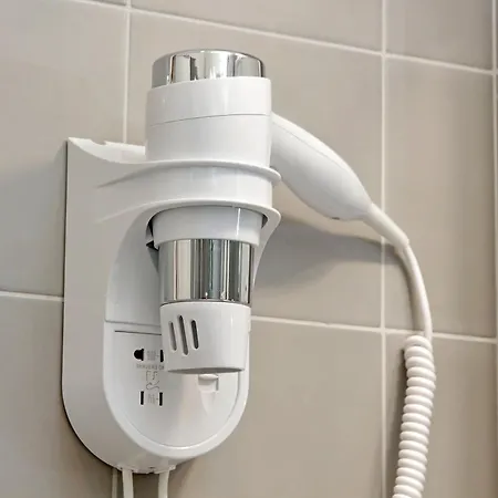 Cozy New Flat Near The Station!