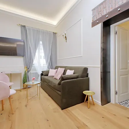 Cozy New Flat Near The Station! Apartment Rome