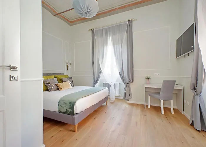 아파트 Cozy New Flat Near The Station!