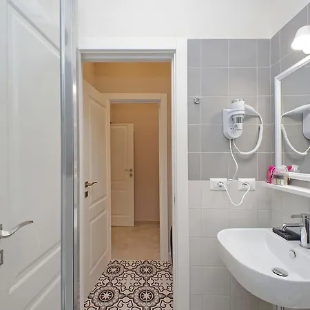 Apartment Cozy New Flat Near The Station! *